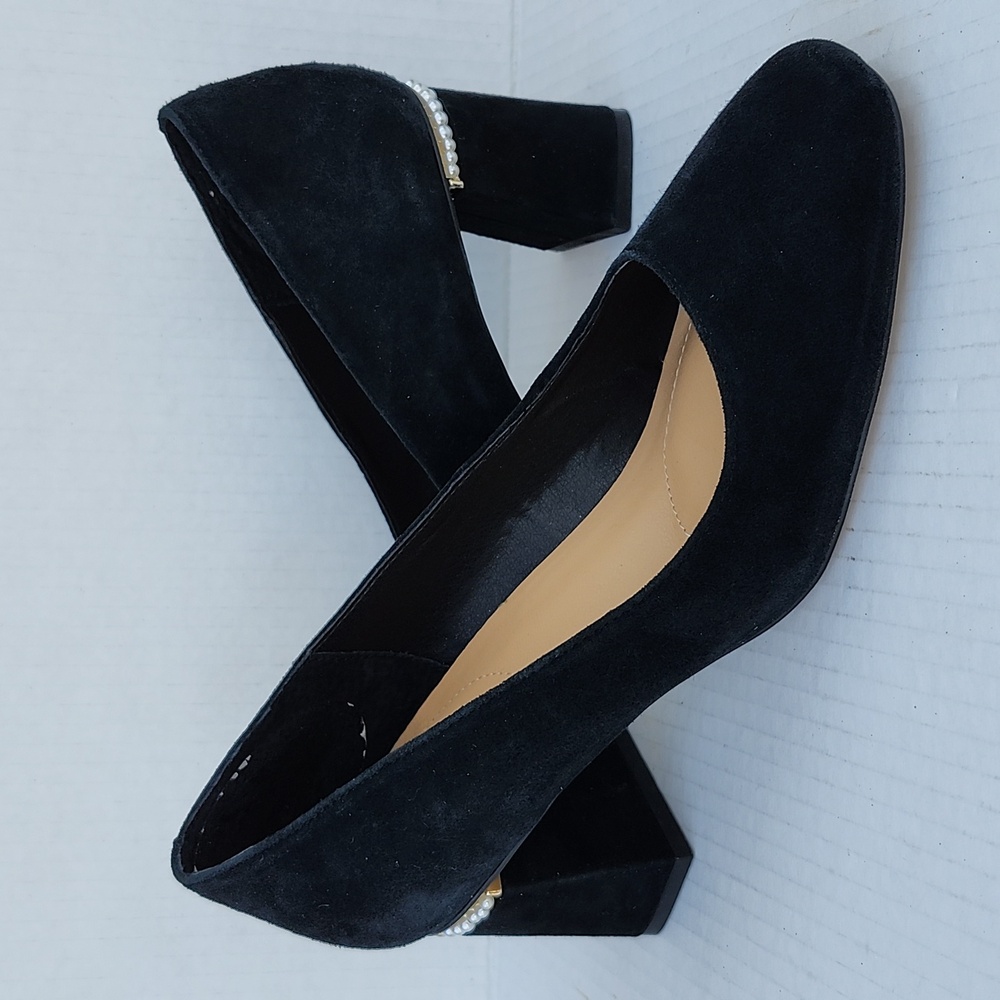 NWOT CHICO'S ALESSIA SUEDE PUMPS - Picture 10 of 10